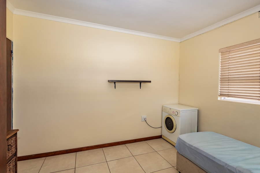 5 Bedroom Property for Sale in Ruyterwacht Western Cape